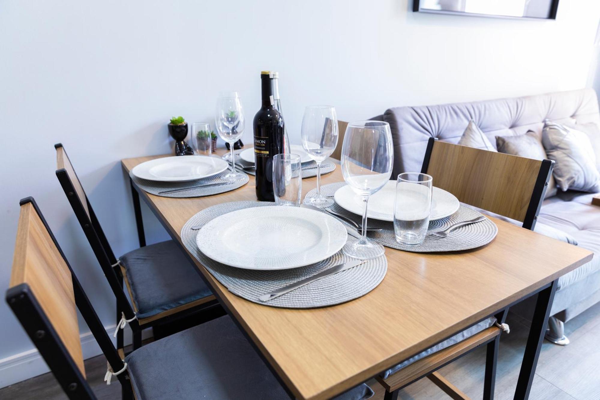 Piscina, Academia, Ac, Vaga | Brazilian Corner Apartamento